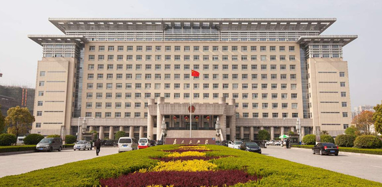 構(gòu)建現(xiàn)代化的應(yīng)用，優(yōu)化IT資源